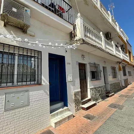בית נופש Charming House *